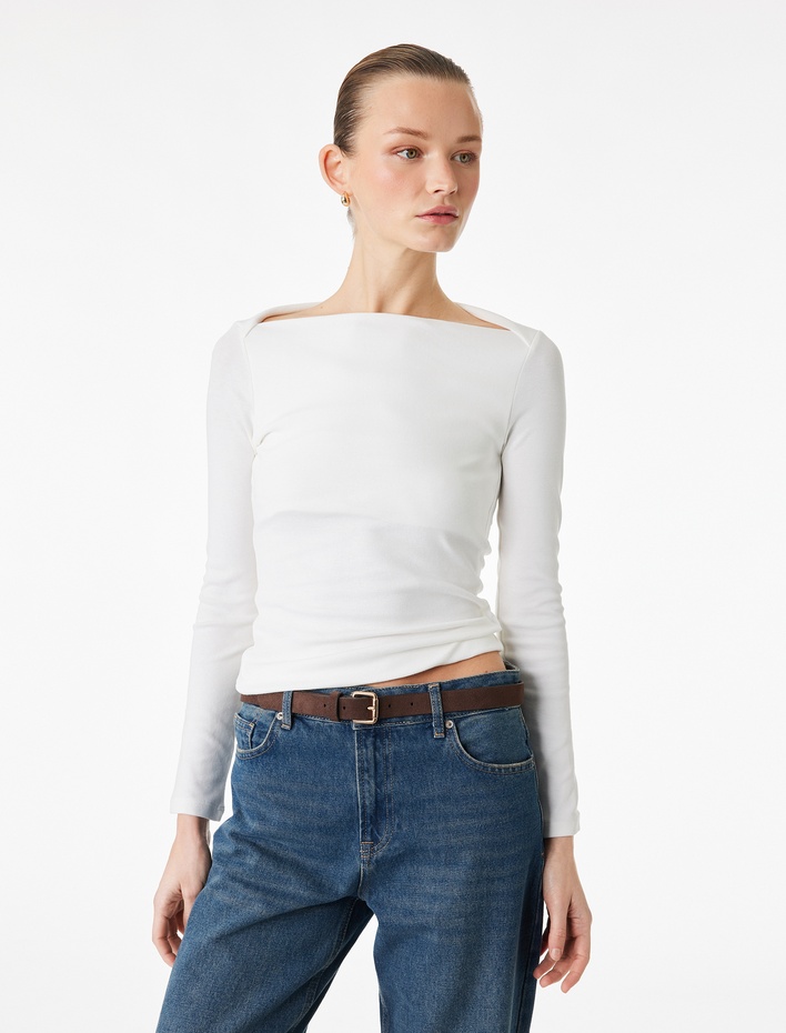  Pamuklu Slim Fit Uzun Kollu Kayık Yaka Tişört