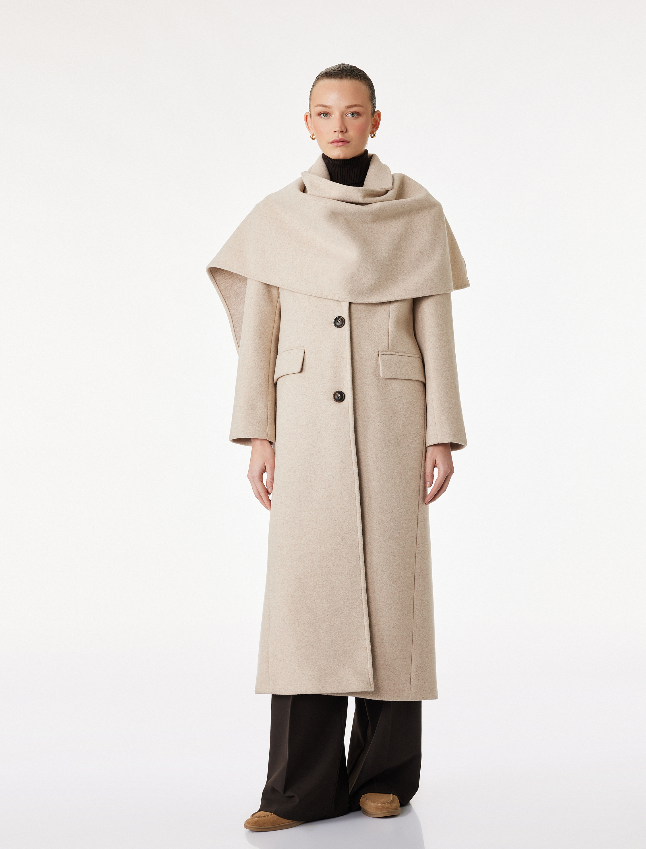   Uzun Kollu Düğmeli Cepli Kruvaze Atkılı Kaşe Kaban