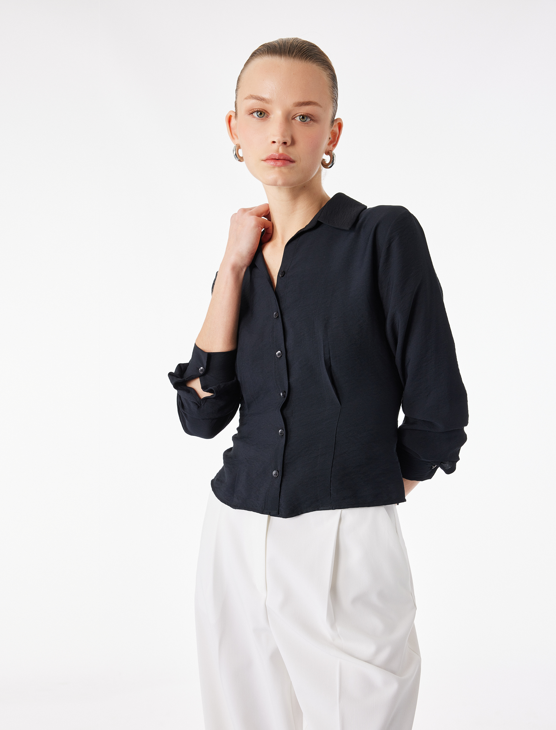   Regular Fit Kısa Kollu Klasik Yaka Gömlek