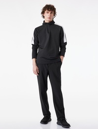 Beli Bağcıklı Cepli Geniş Paça Spor Eşofman Altı