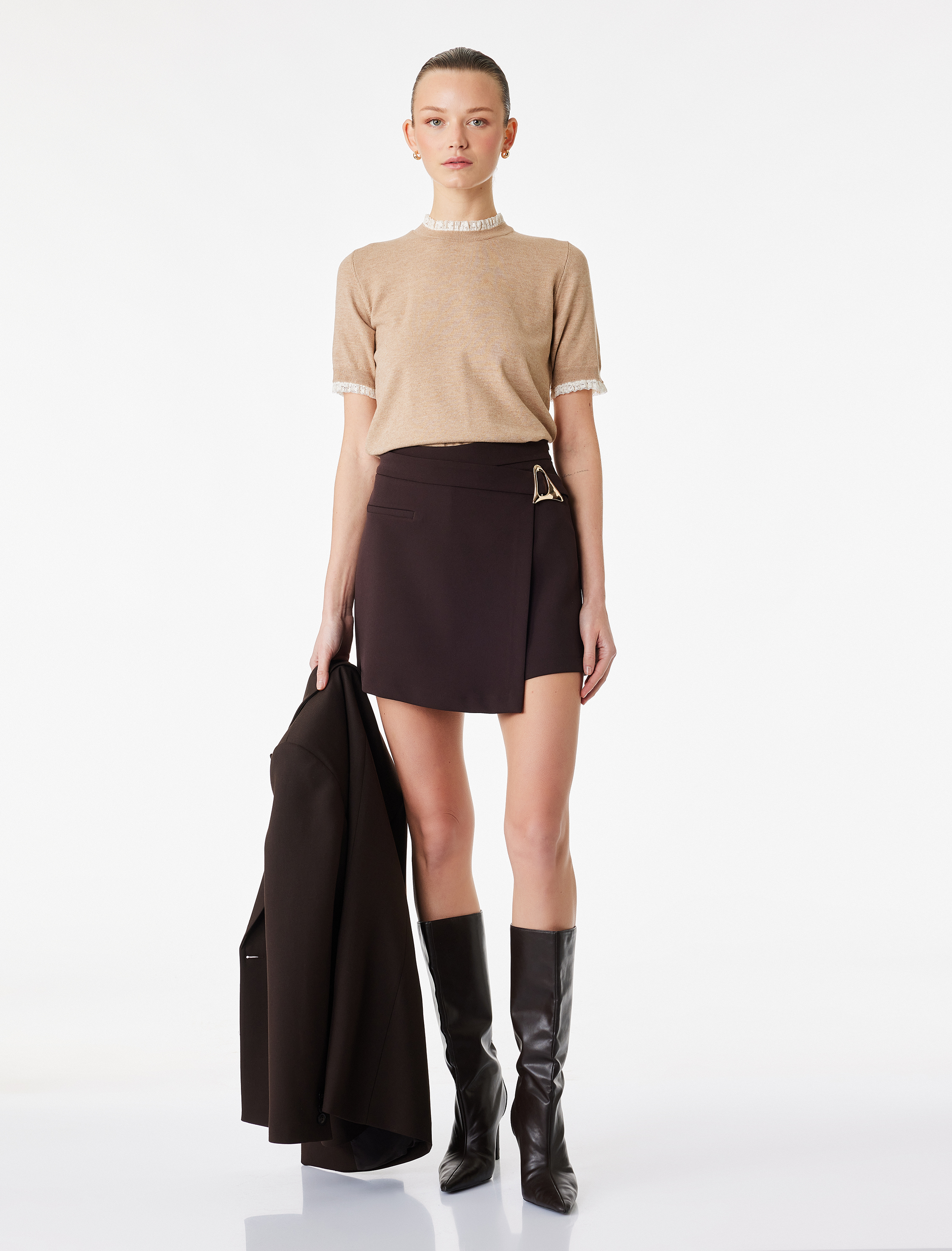   Koyun Yünü Karışımlı Kısa Kollu Dantel Detaylı Bisiklet Yaka Triko Kazak