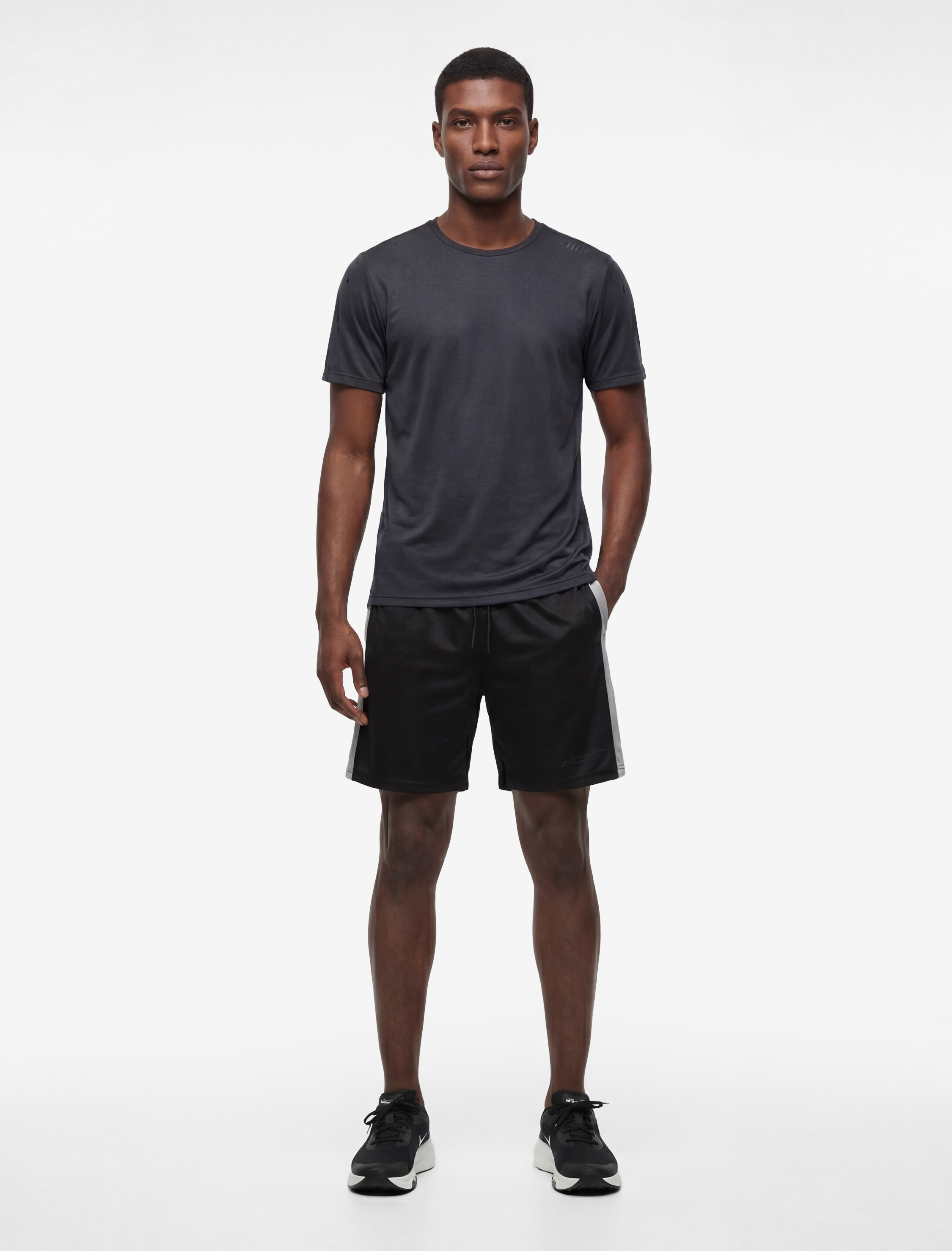   Regular Fit Kısa Kollu Baskı Detaylı Bisiklet Yaka Spor Tişört