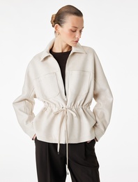 Uzun Kollu Cepli Belden Bağlama Detaylı Fermuarlı Süet Görünümlü Ceket