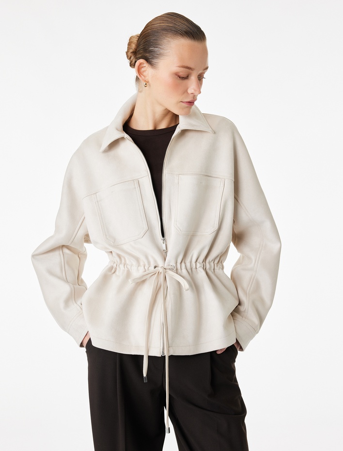  Uzun Kollu Cepli Belden Bağlama Detaylı Fermuarlı Süet Görünümlü Ceket