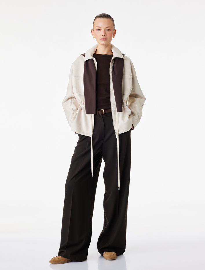  Uzun Kollu Cepli Belden Bağlama Detaylı Fermuarlı Süet Görünümlü Ceket