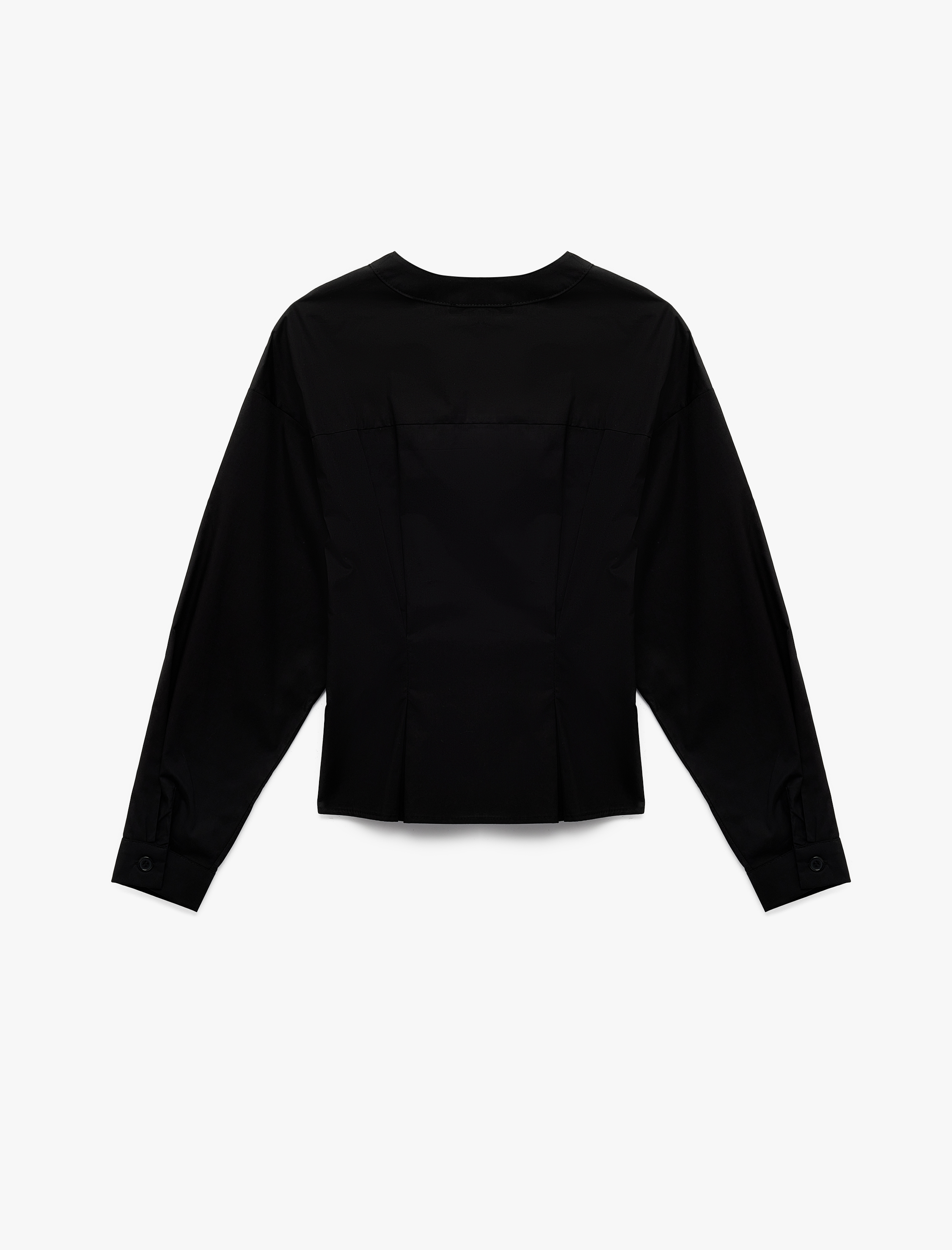   Pamuklu Uzun Kollu Düğmeli V Yaka Gömlek