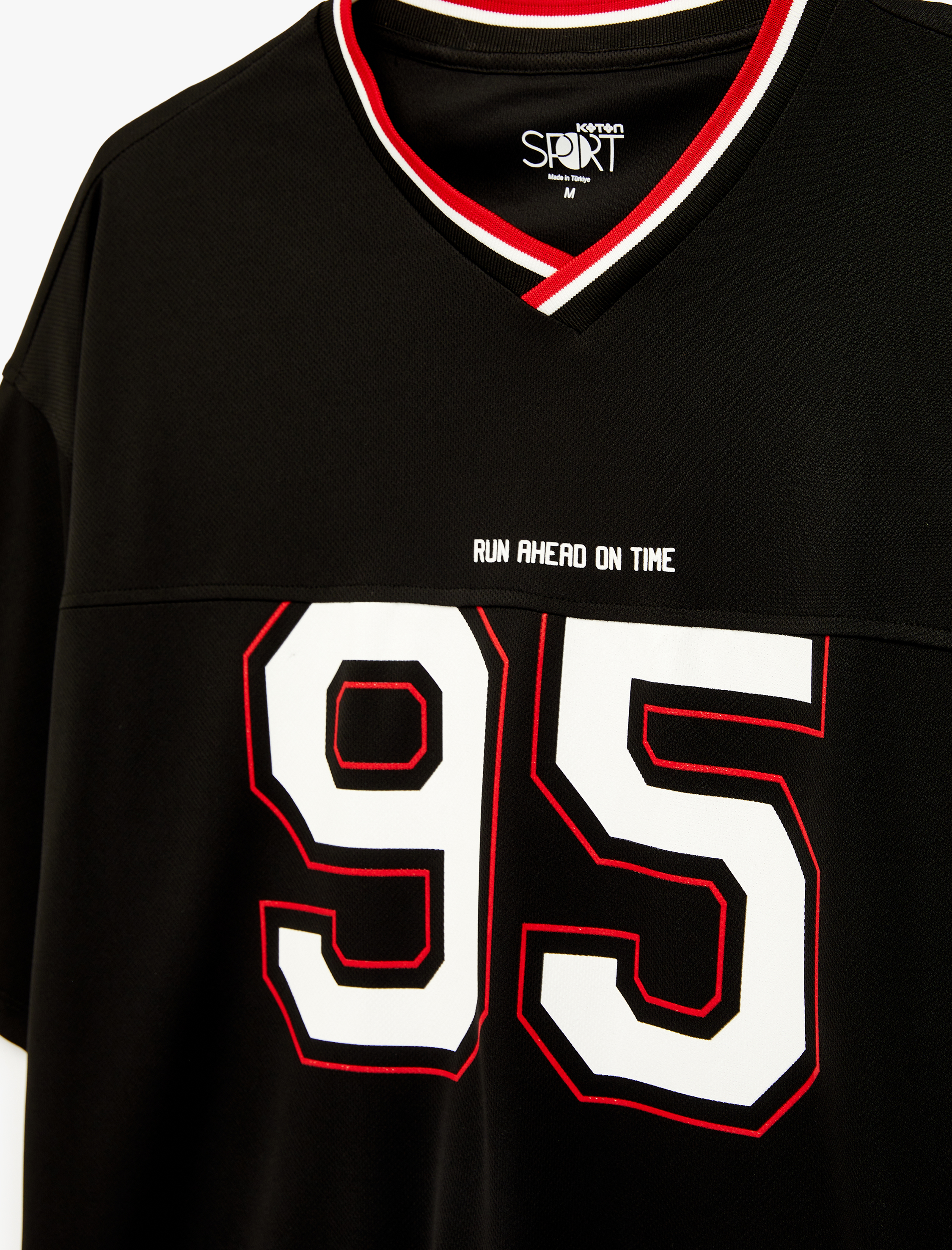   Oversize Yarım Kollu V Yaka Baskılı Spor Tişört