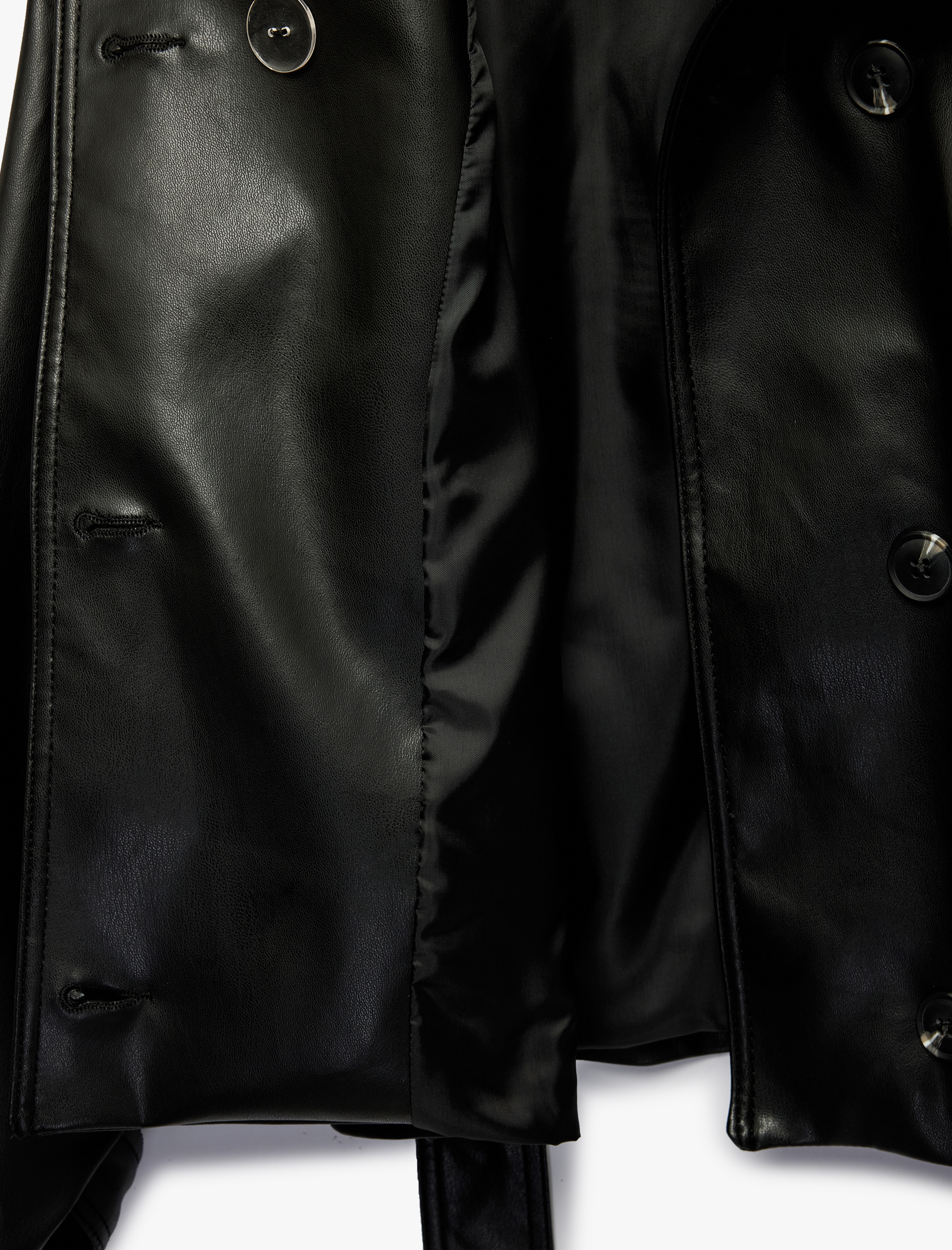   Kemer Detaylı Klasik Yaka Düğmeli Cepli Uzun Kollu Suni Deri Ceket