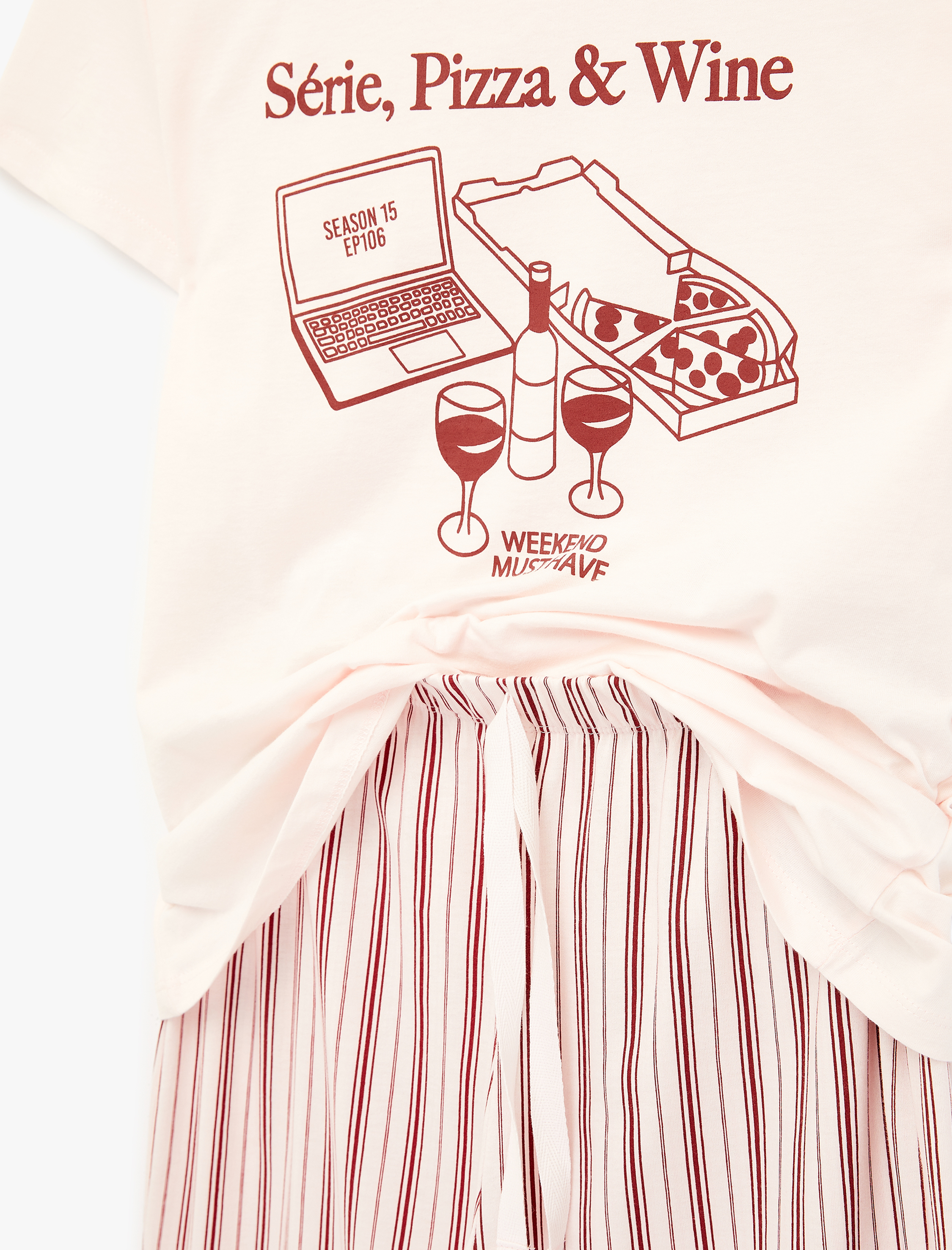   Rahat Kalıp Kısa Kollu Bisiklet Yaka Pijama Takımı