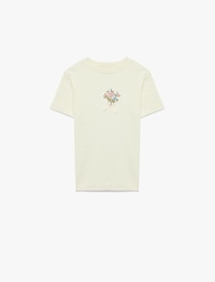 Pamuklu Çiçek Nakış Detaylı Kısa Kollu Bisiklet Yaka Tişört