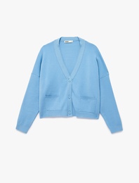 Uzun Kollu Cepli V Yaka Düğmeli Triko Hırka