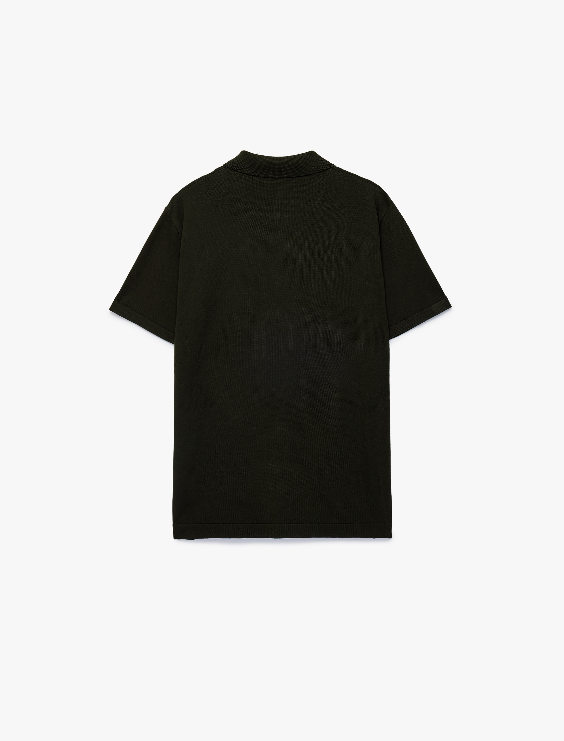   Regular Fit Viskon Yarım Fermuarlı Kısa Kollu Triko Tişört