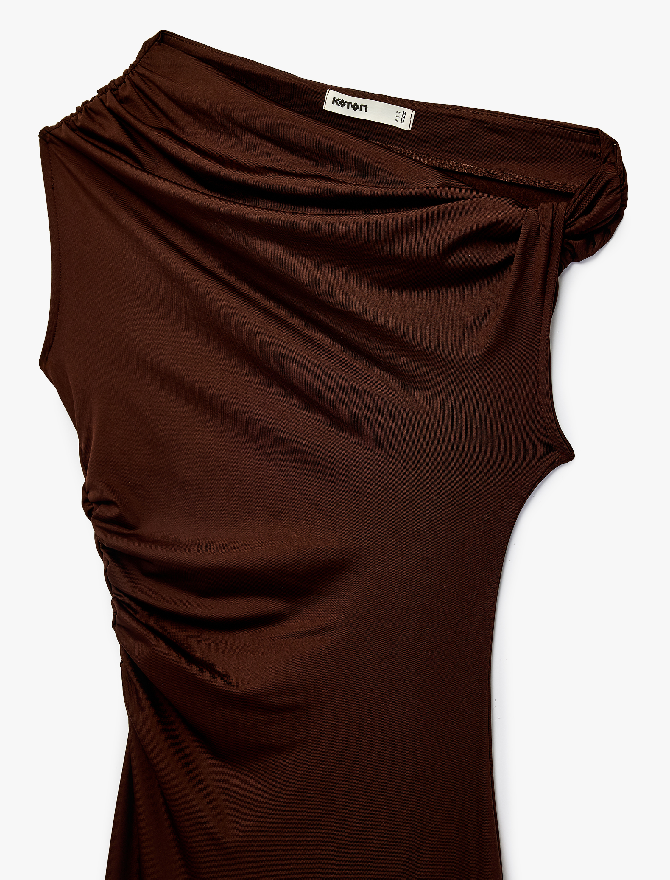   Kolsuz Slim Fit Kayık Asimetrik Yaka Omzu Açık Mini Elbise