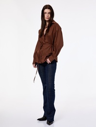 Uzun Kollu Klasik Yaka Bağlama Detaylı Uzun Poplin Gömlek