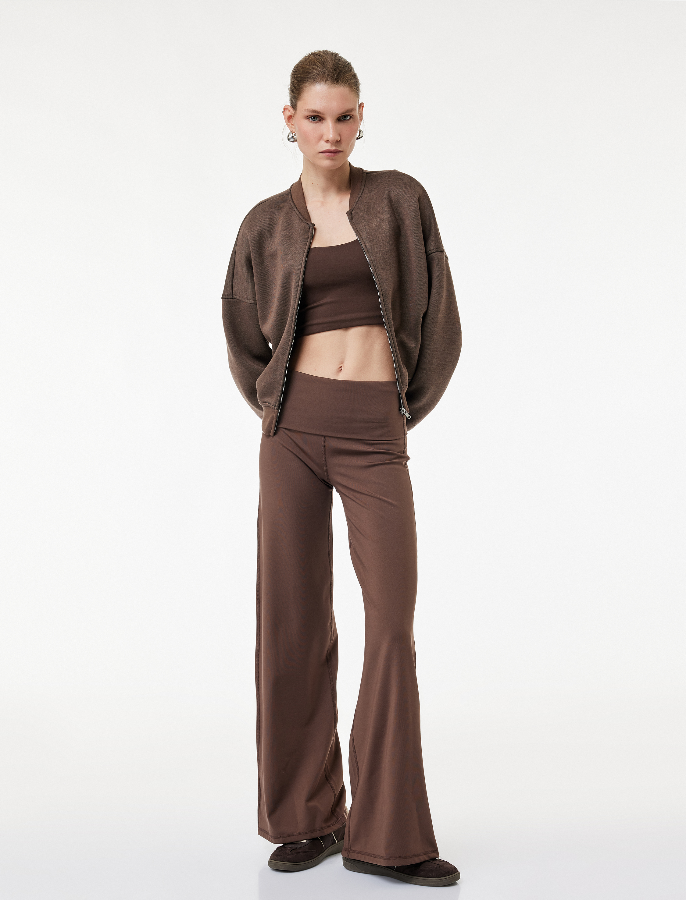   Koton X Sibil Çetinkaya - Kolej Yaka Uzun Kollu Fermuarlı Sweatshirt