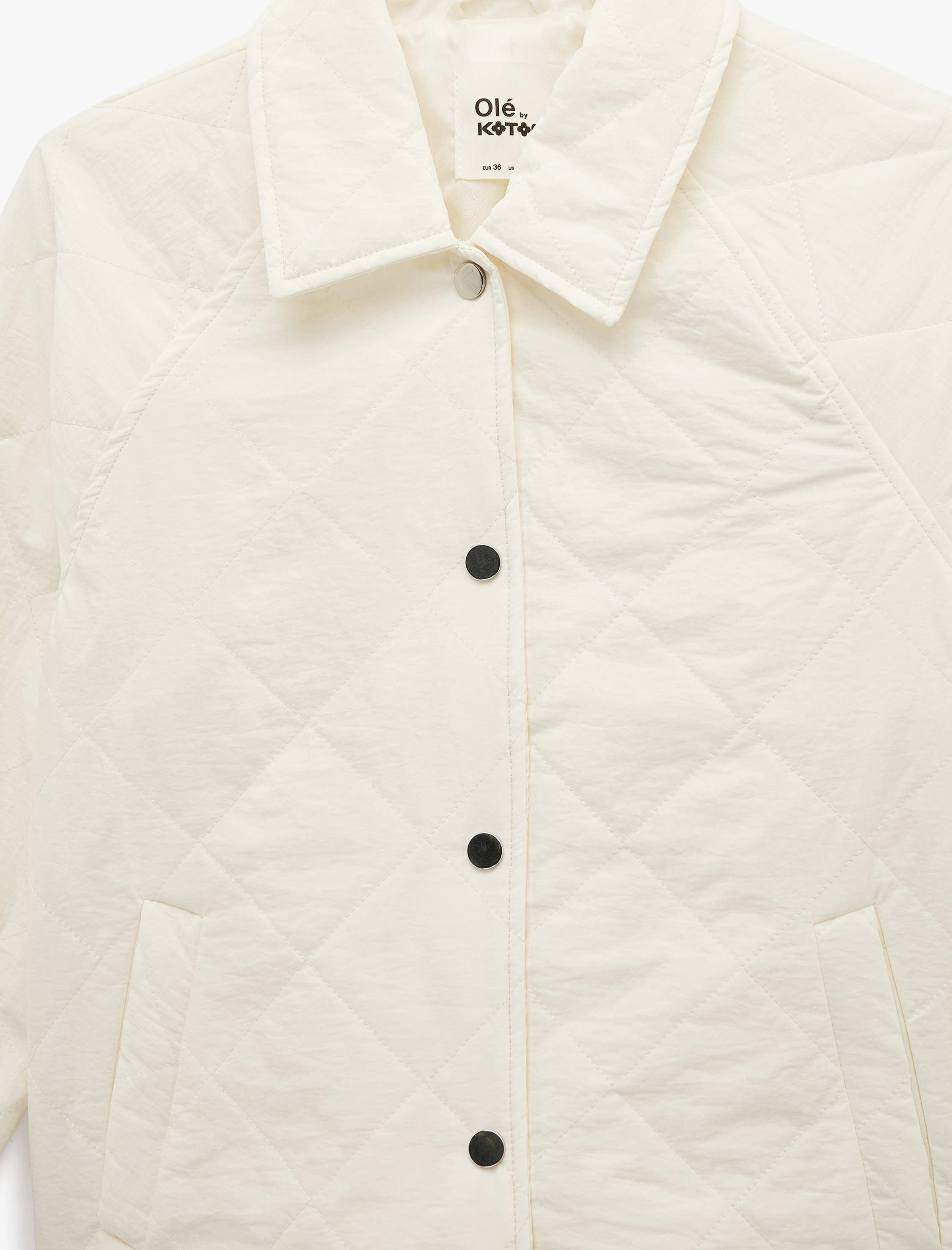   Klasik Yaka Çıtçıt Düğmeli Cepli Oversize Kapitone Ceket