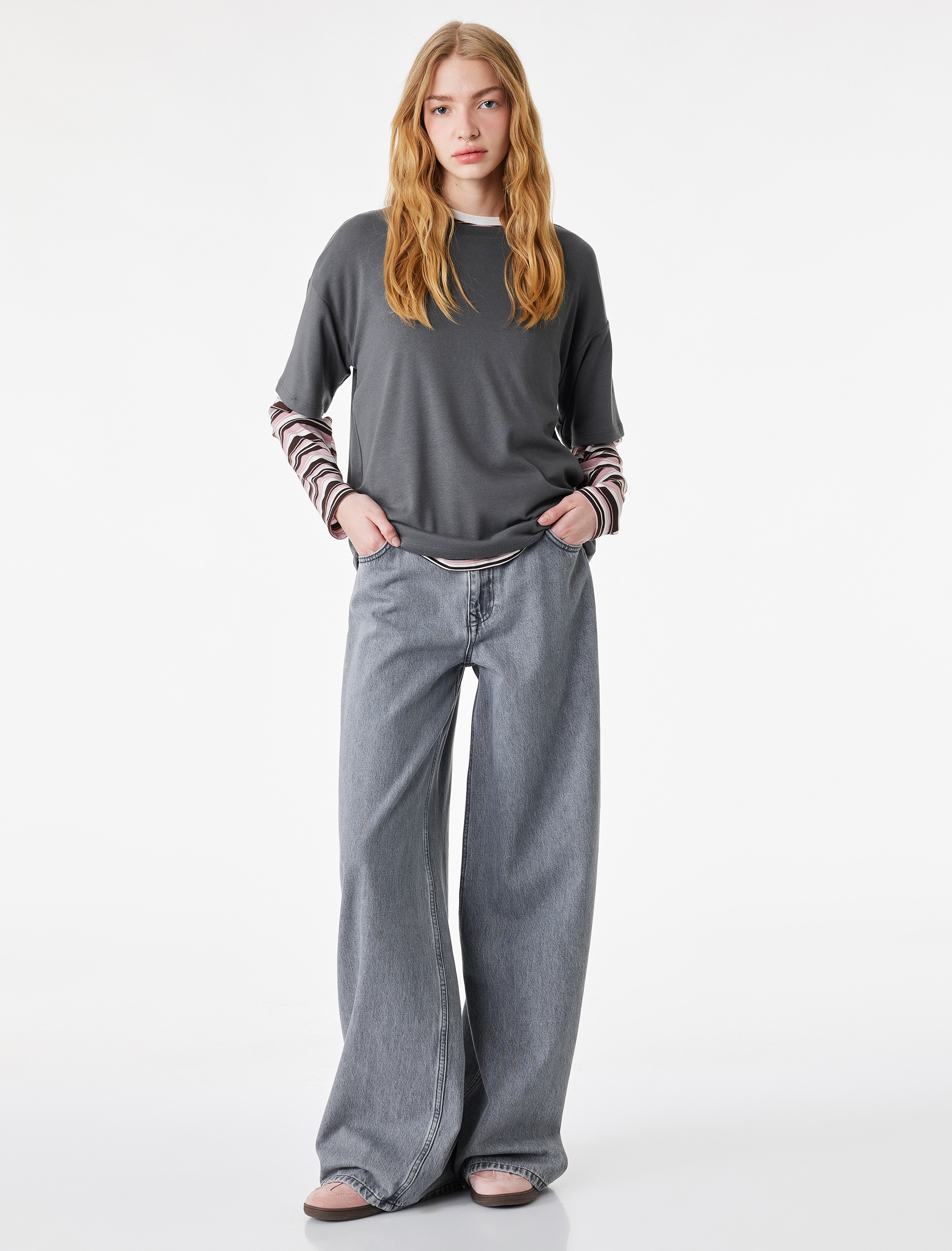   Kısa Kollu Bisiklet Yaka Modal Karışımlı Basic Oversize Tişört