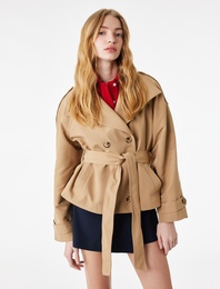 Cepli Kemerli Düğmeli Dik Yaka Uzun Kollu Gabardin Ceket