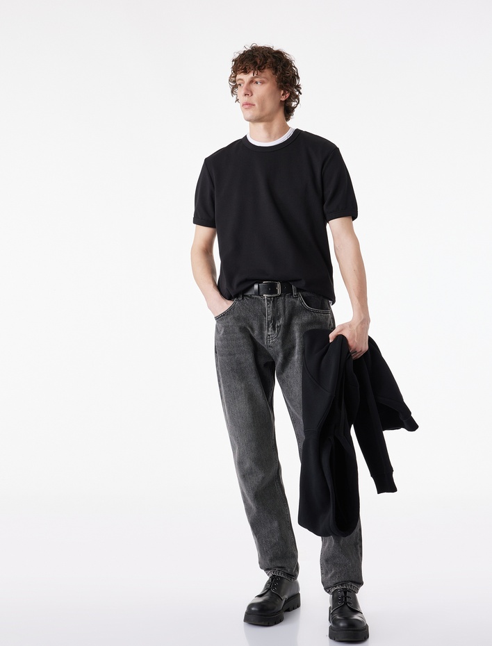  Kısa Kollu Biyeli Pamuklu Bisiklet Yaka Slim Fit Tişört