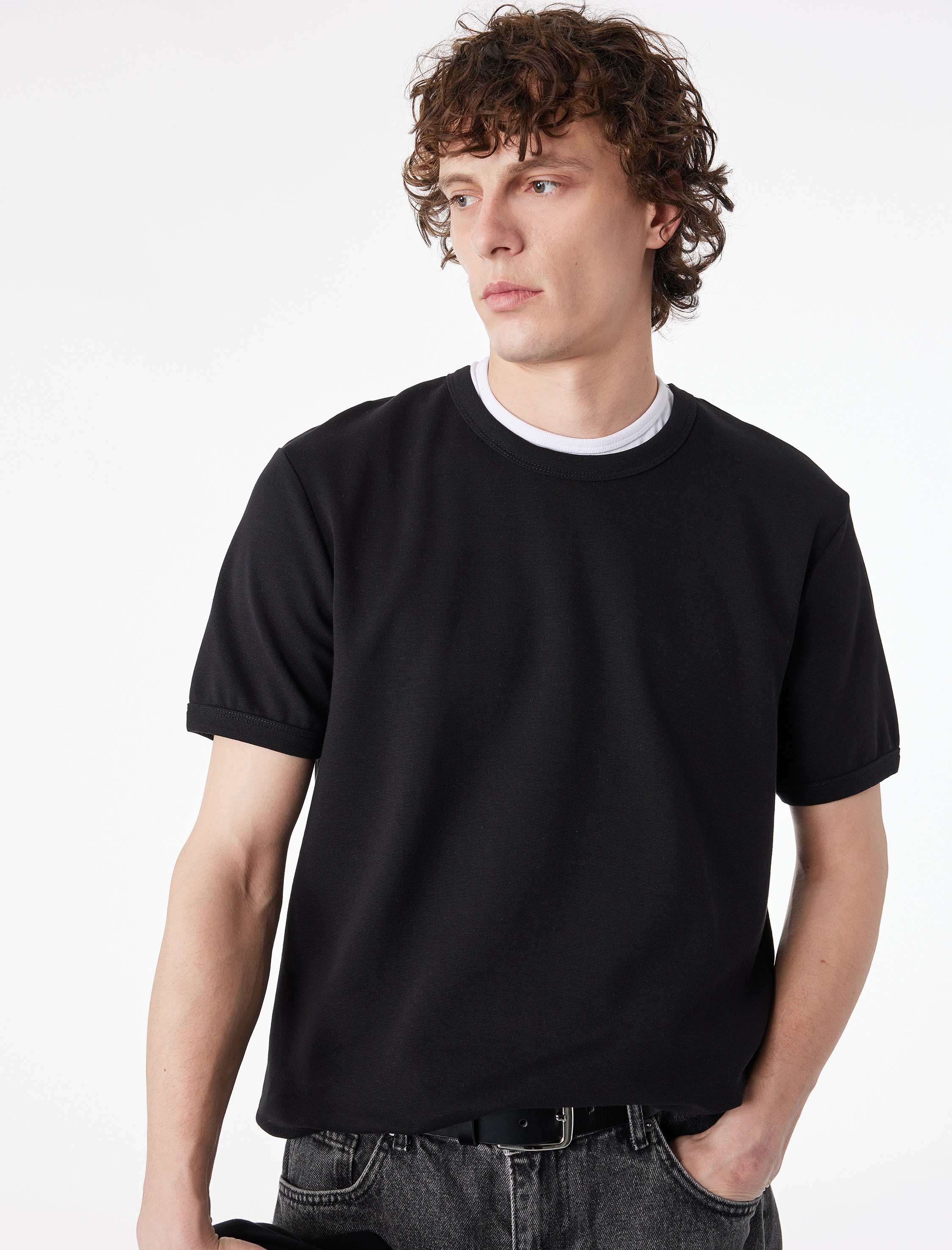   Kısa Kollu Biyeli Pamuklu Bisiklet Yaka Slim Fit Tişört