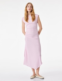 Drape Detaylı Asimetrik Kesim Bisiklet Yaka Kolsuz Midi Elbise