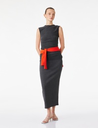 Bürümcük Kumaş Slim Fit Fiyonk Detaylı Midi Etek