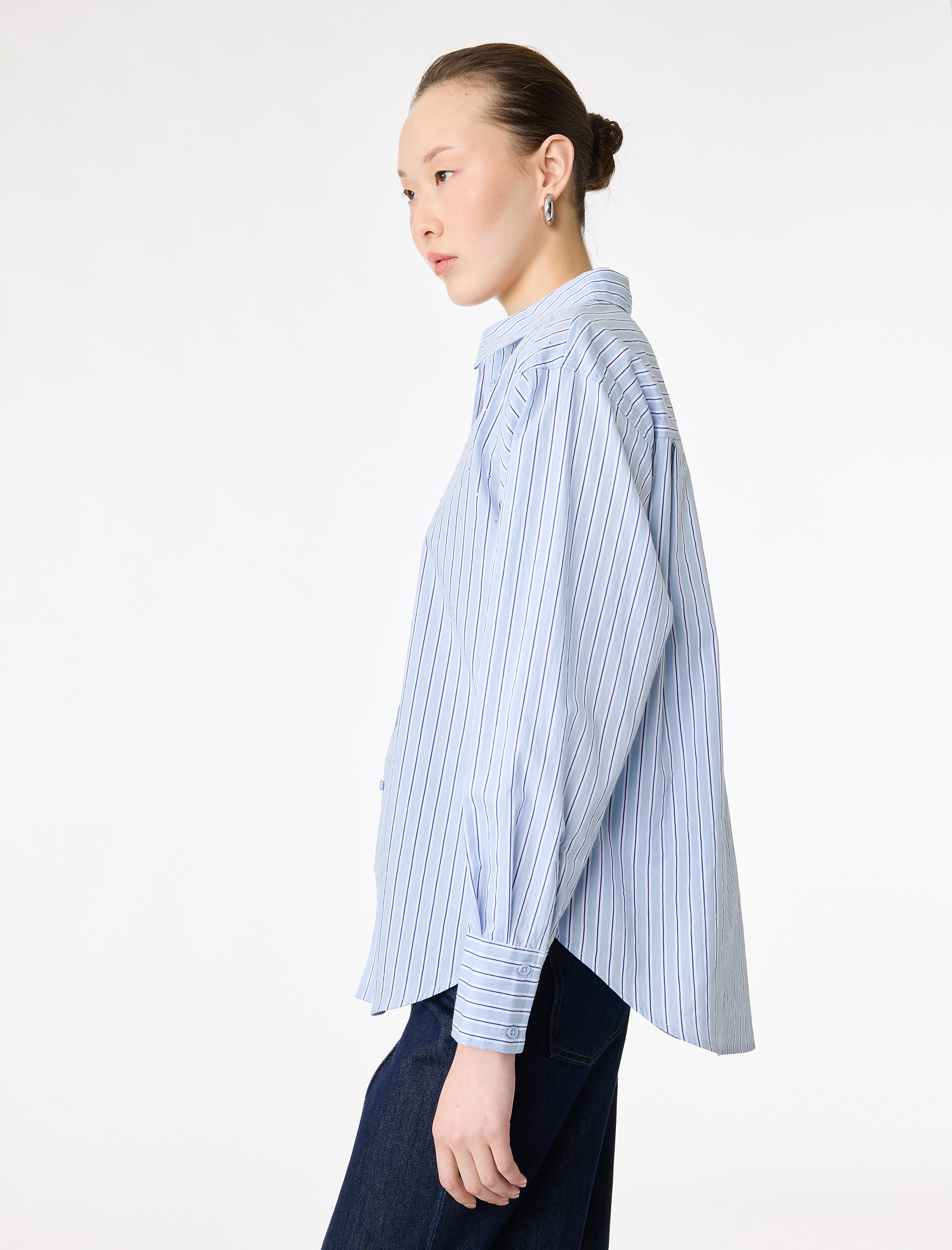   Regular Fit Uzun Kollu Klasik Yaka Çizgili Taşlı Gömlek