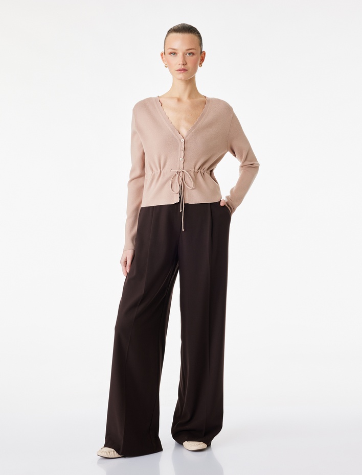  Uzun Kollu Beli Bağcıklı Düğmeli V Yaka Triko Hırka