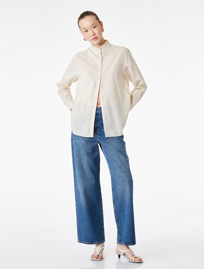  Regular Fit Uzun Kollu Dik Fırfırlı Yaka Çizgili Gömlek