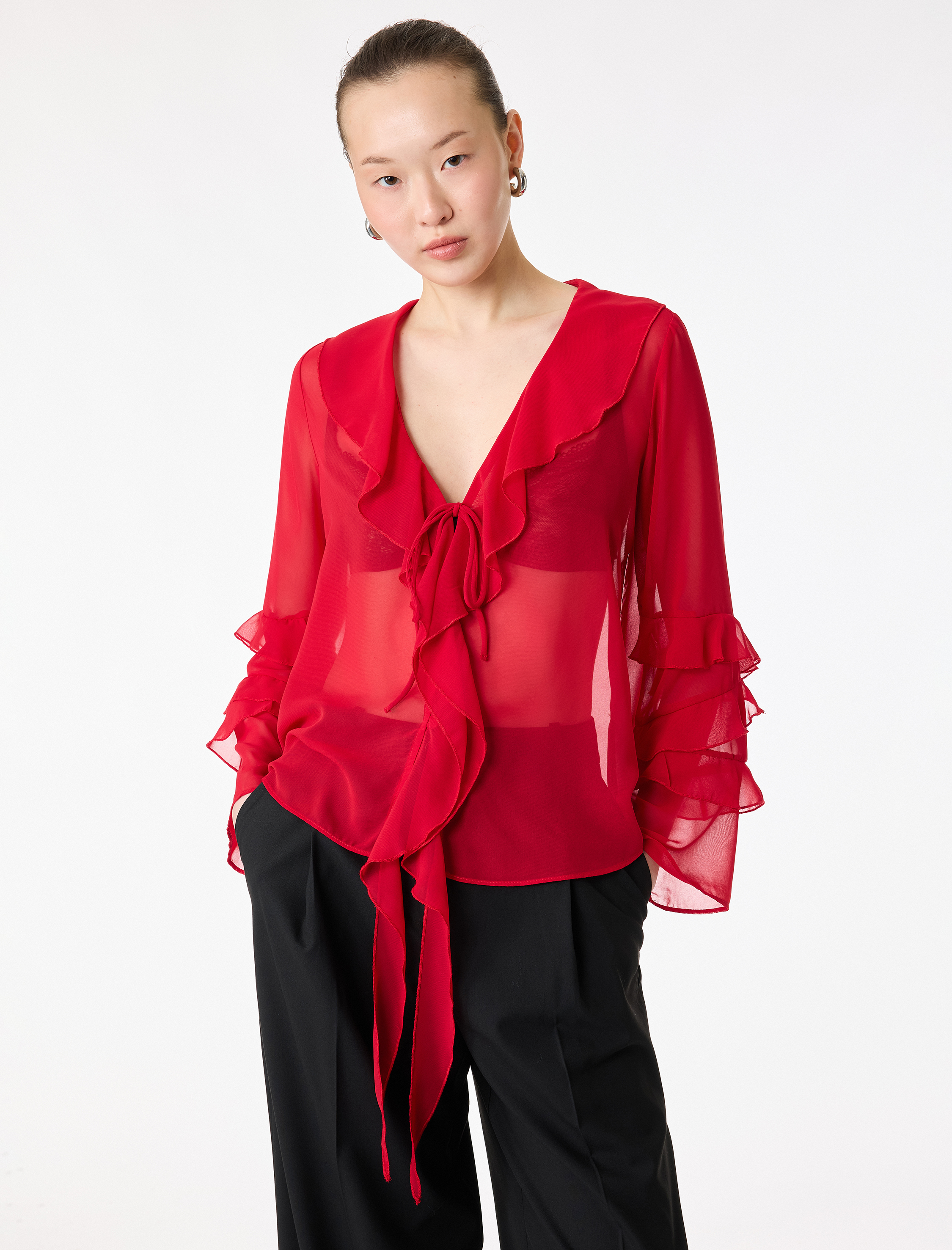   Uzun Kollu V Yaka Fırfırlı Şifon Bluz