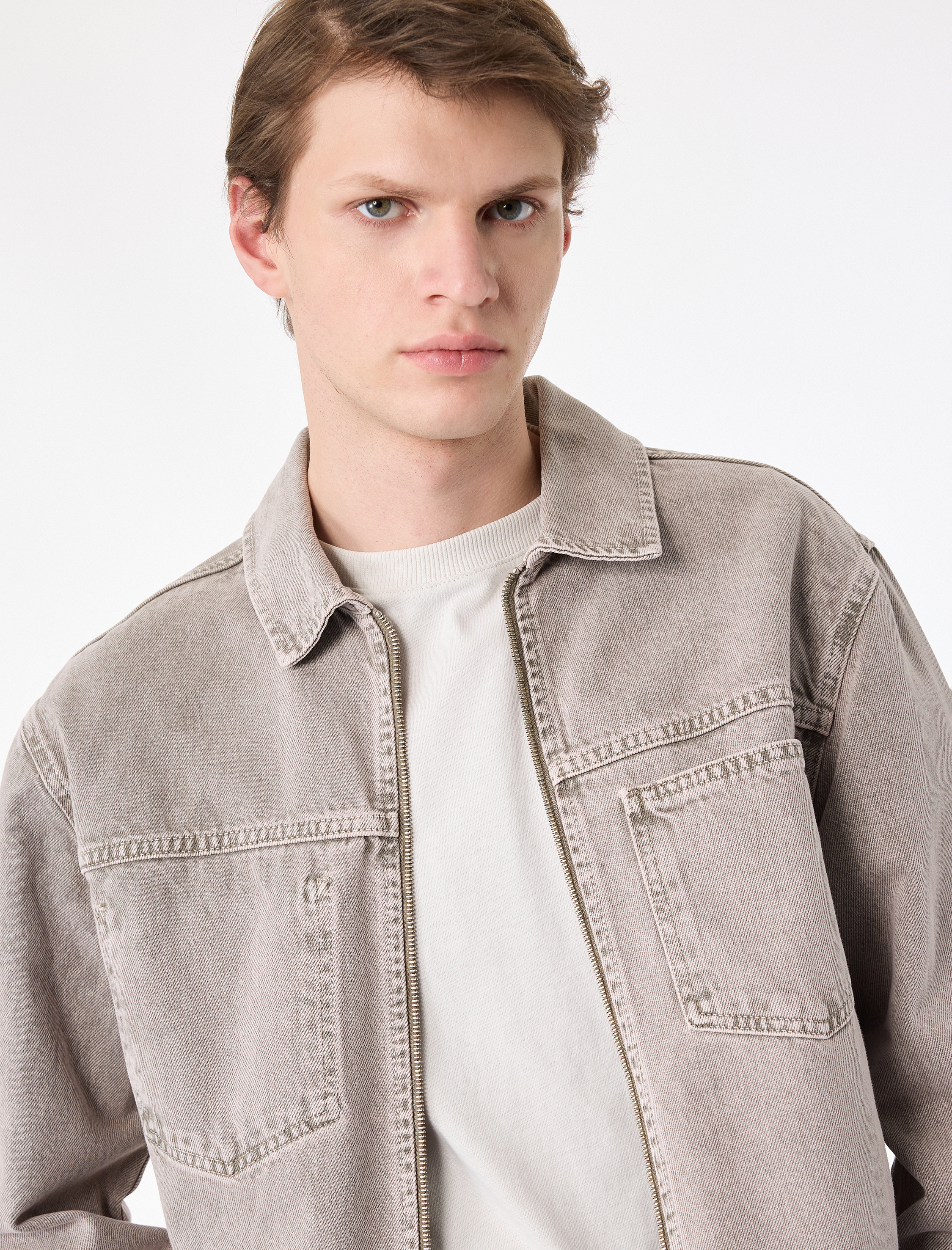   Uzun Kollu Pamuklu Cepli Fermuarlı Jean Gömlek Ceket