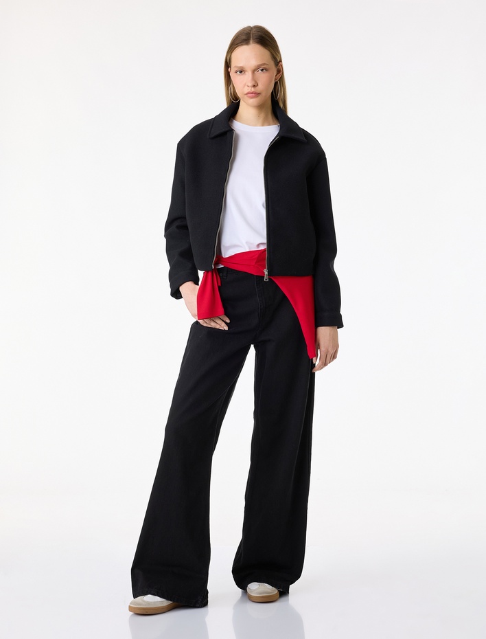  Cep Detaylı Klasik Yaka Fermuarlı Crop Ceket