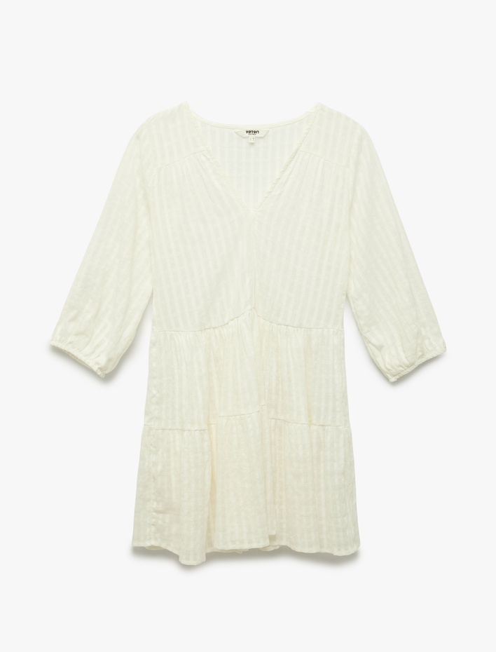  Pamuklu Rahat Kalıp Uzun Kollu V Yaka Kısa Plaj Elbisesi