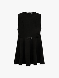 Kemer Detaylı Bisiklet Yaka Kolsuz Mini Kloş Elbise