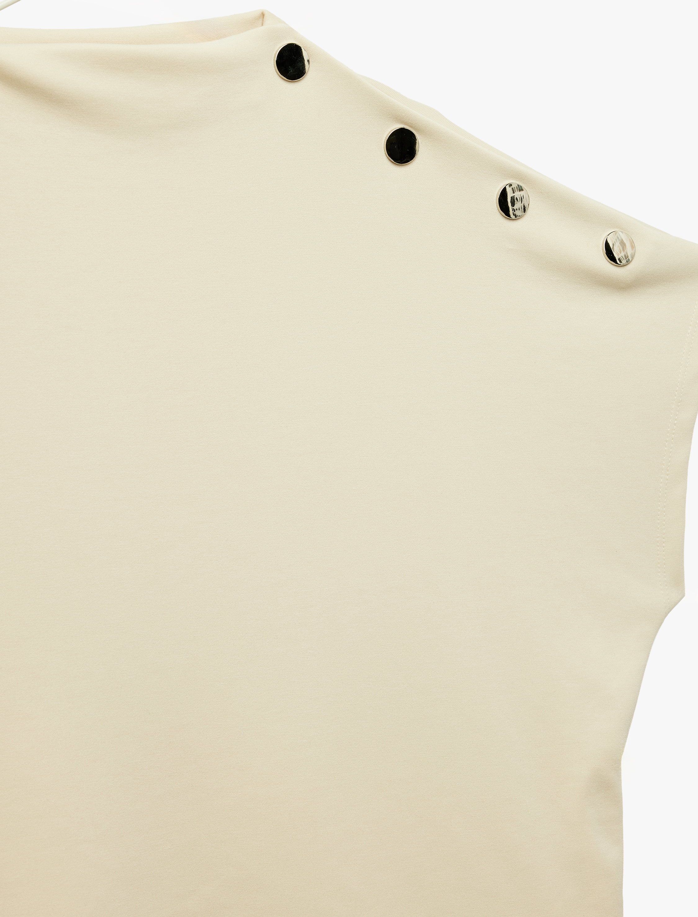   Modal Kumaş Aksesuar Düğme Detaylı Hafif Dik Yaka Kolsuz Tişört