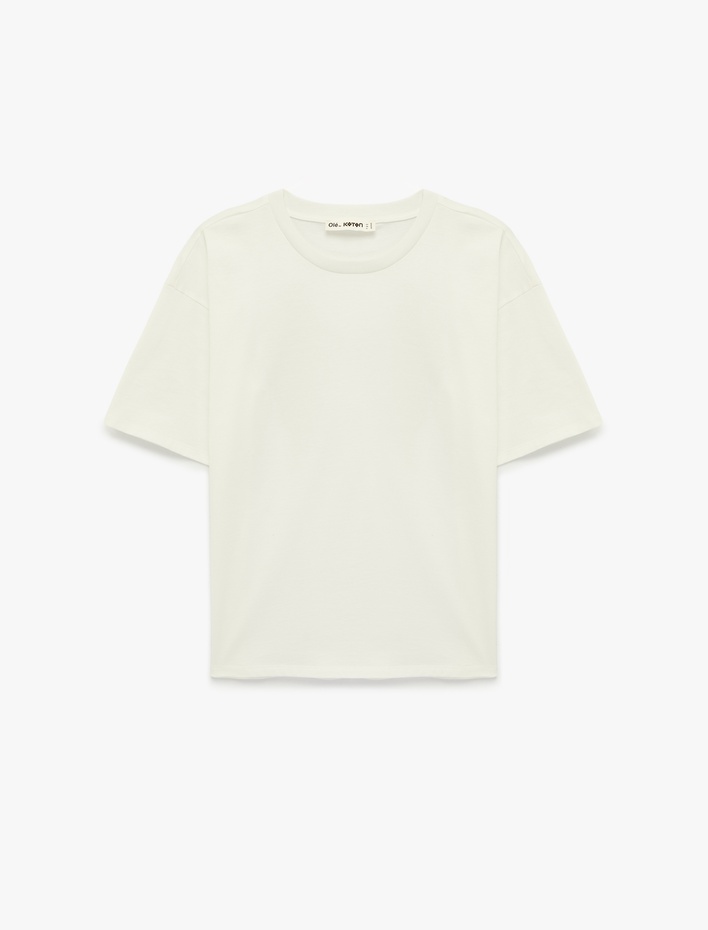  Rahat Kalıp Kısa Kollu Bisiklet Yaka Arkası Taş Detaylı Tişört