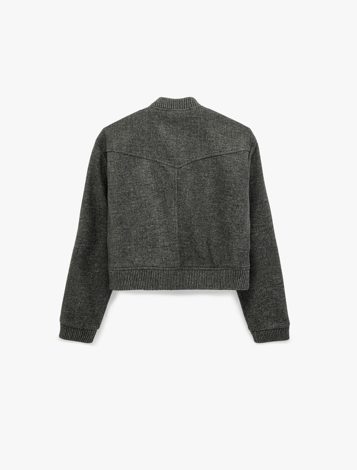  Çıtçıt Kapama Detaylı Uzun Kollu Kolej Yaka Cepli Crop Bomber Ceket