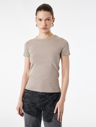 Pamuklu Slim Fit Kısa Kollu Bisiklet Yaka Basic Tişört