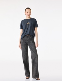 Kısa Kollu Bisiklet Yaka Taşlı Deniz Anası Grafik Baskılı Tişört