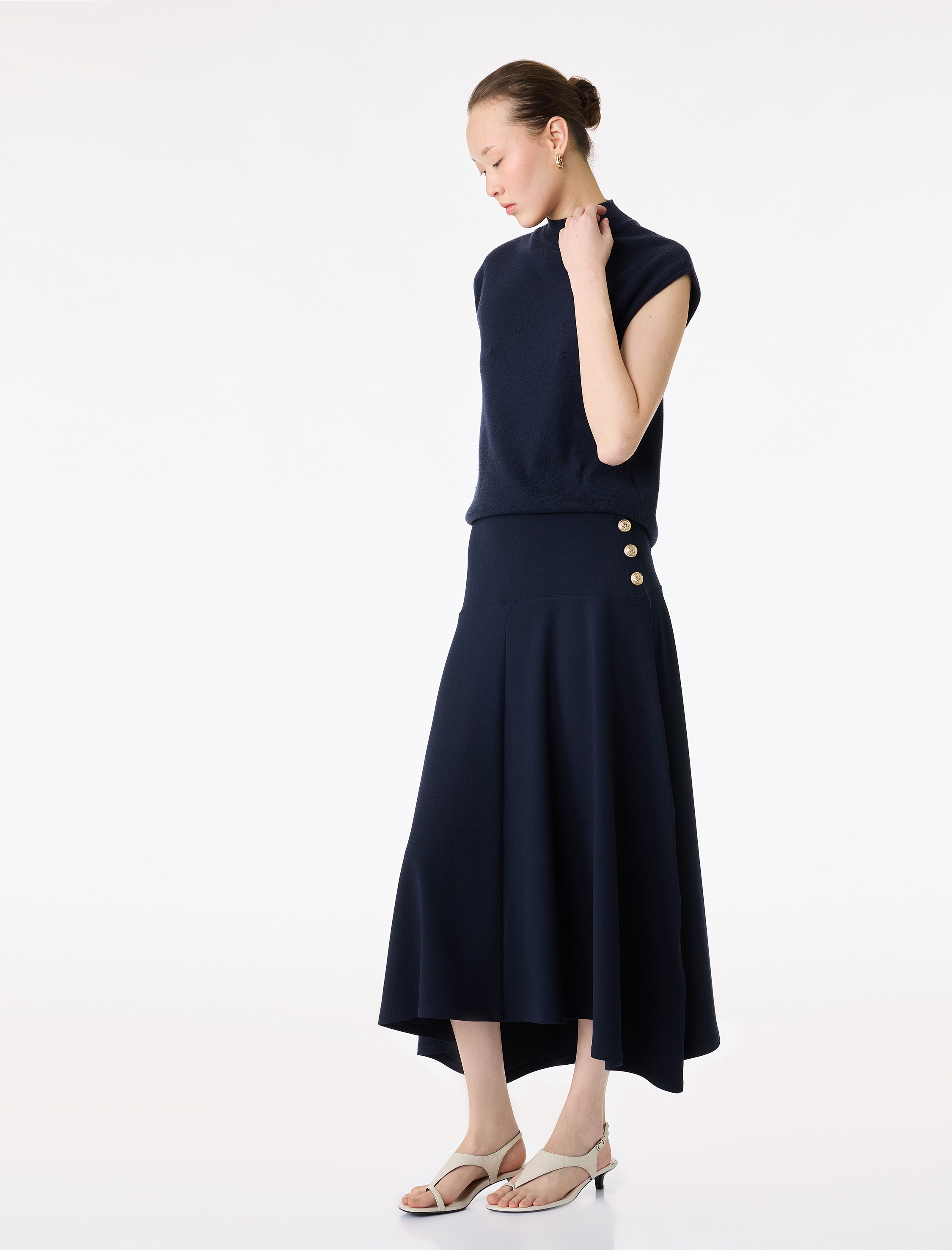   Aksesuar Düğme Detaylı Midi Etek