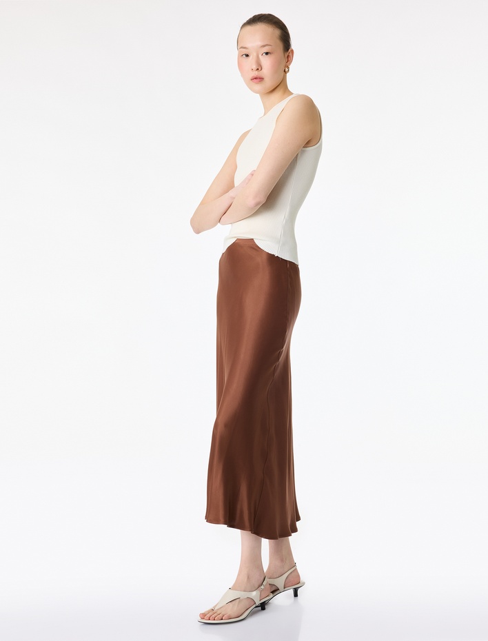  Standart Bel Midi Boy Saten Kloş Etek