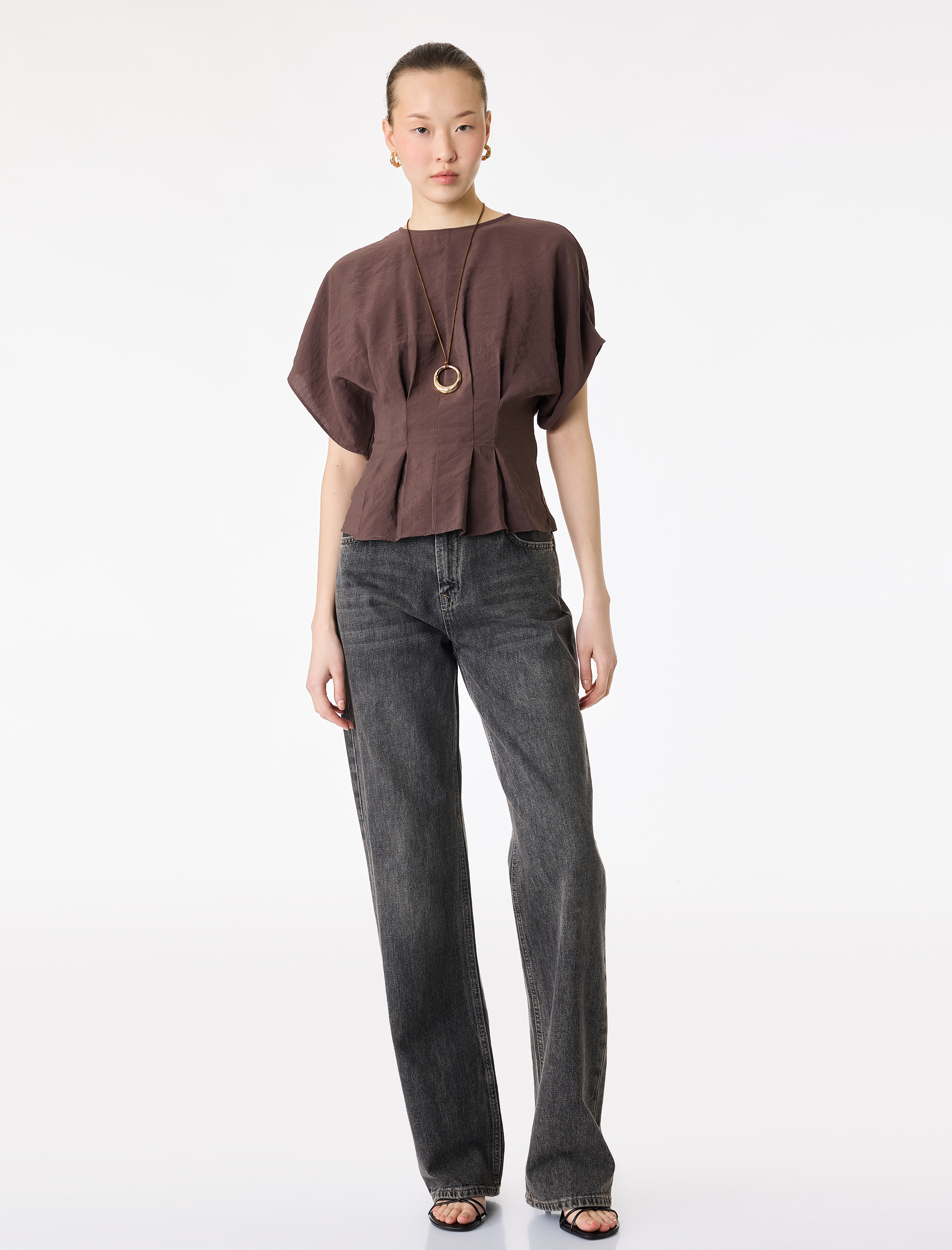   Modal Kumaş Slim Fit Pile Detaylı Kap Kol Bisiklet Yaka Crop Bluz