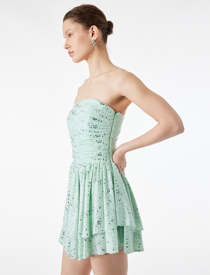  Slim Fit Katmanlı Fırfırlı Parıltılı Straplez Mini Elbise