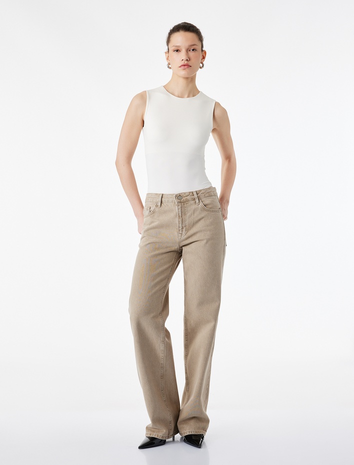  Slim Fit Bisiklet Yaka Kolsuz Bodysuit