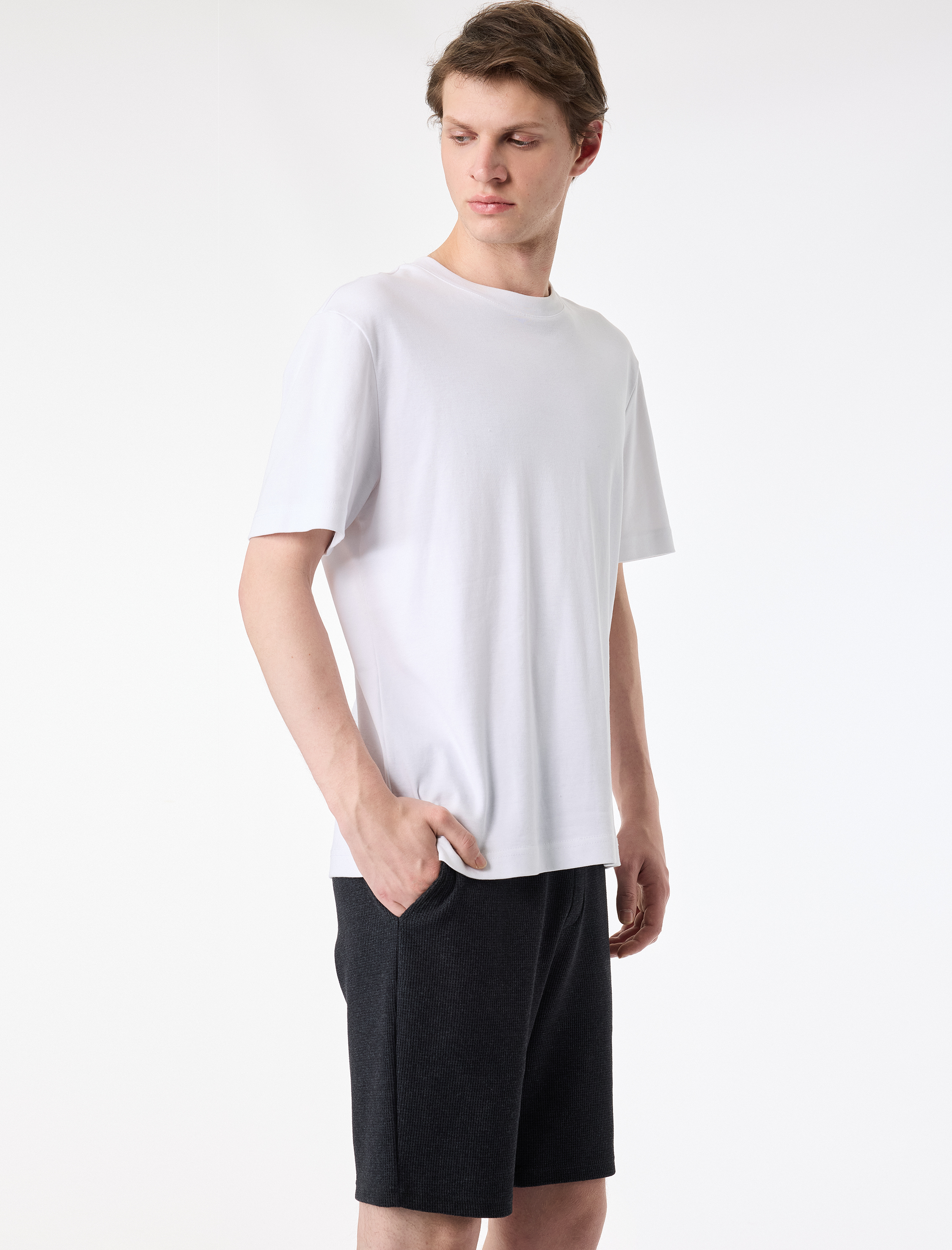   Regular Fit Cepli Bermuda Beli Bağcıklı Şort