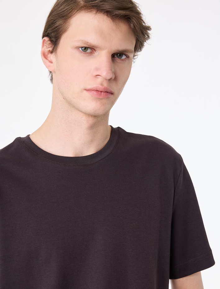  Regular Fit Kısa Kollu Pamuklu Bisiklet Yaka Tişört