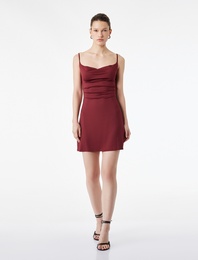 Slim Fit Degaje Yaka İnce Askılı Mini Elbise