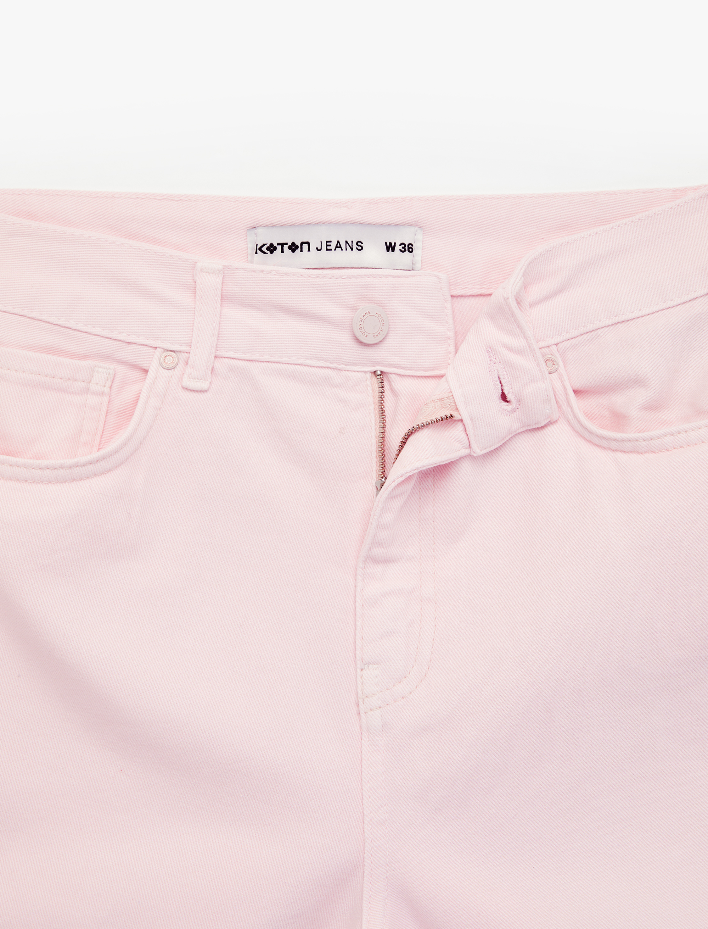   Pamuklu Düğmeli Beş Cepli Rahat Kalıp Mini Şort