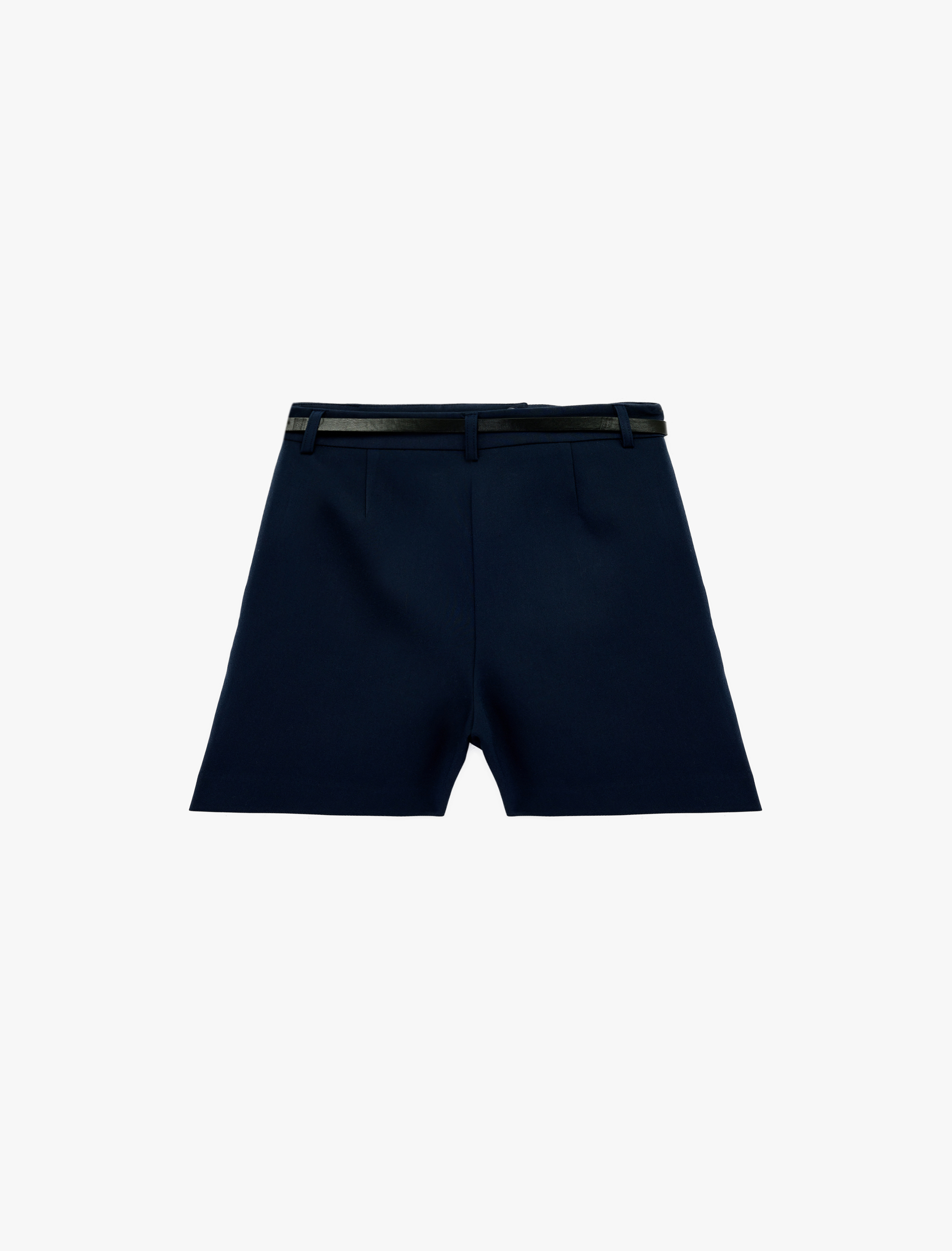   Cepli Viskon Karışımlı Kemer Detaylı Yüksek Bel Bermuda Şort