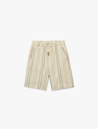 Pamuklu Cep Detaylı Beli Bağcıklı Çizgili Şort
